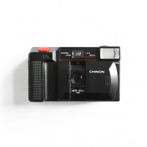 Chinon 35F-II пленочный фотоаппарат