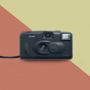 Пленочный фотоаппарат Kodak KB10 + чехол + ремешок