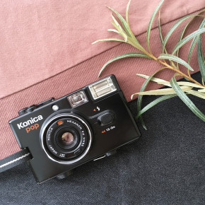 Konica Pop компактный пленочный фотоаппарат
