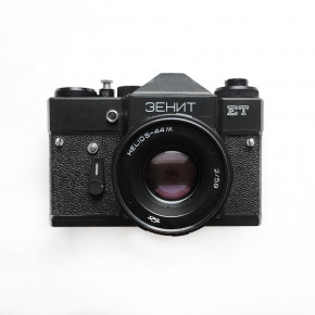 Зенит ЕТ черный пластик + объектив Гелиос - 44М 2/58 + чехол 