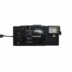 Пленочный фотоаппарат Olympus XA3 + вспышка A1L