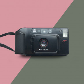 Minolta AF-E II компактный пленочный фотоаппарат