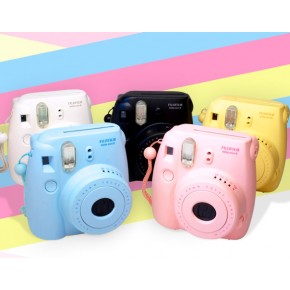 Fuji Instax 8 + альбом + 3 кассеты