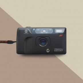 Minolta Freedom Escort AF (date) пленочный фотоаппарат 