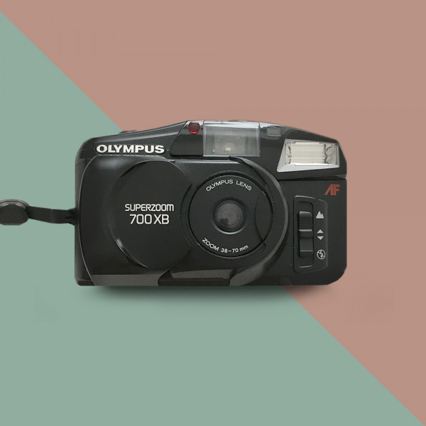 Olympus SuperZOOM 700xb (date) компактный пленочный фотоаппарат