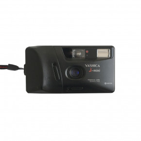 Yashica J mini (Kyocera) пленочный фотоаппарат 