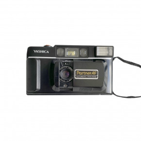 Yashica Partner AF пленочный компакт