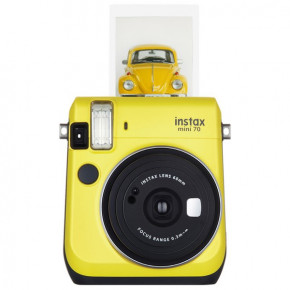 Fuji Instax Mini 70 Yellow + кассета + мини рамка + прищепки