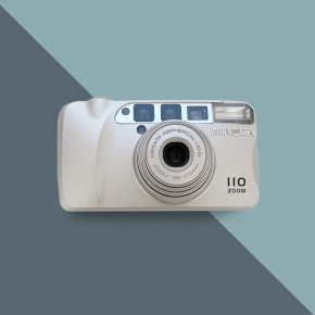 Minolta 110 Zoom пленочный фотоаппарат 35мм