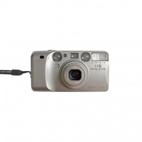 Minolta Riva Zoom 115 (date) пленочный фотоаппарат 35мм