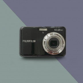 Fujifilm FinePix J28 (10.2 pix.) мыльница фотоаппарат цифровой + чехол