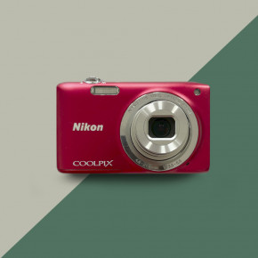 Nikon CoolPix S2700 цифровой фотоаппарат мыльница + чехол