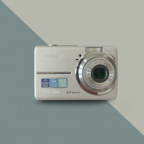 Olympus FE-190 (Silver) цифровой фотоаппарат мыльница + чехол