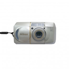 Nikon Lite Touch Zoom 130 ED (date) пленочный фотоаппарат