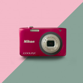 Nikon CoolPix A100 (красный) цифровой фотоаппарат мыльница 