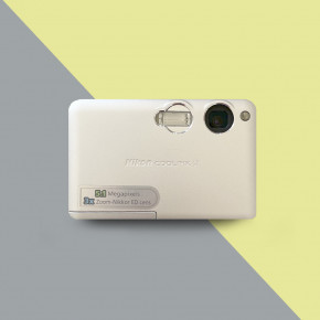Nikon CoolPix S1 (silver) цифровой фотоаппарат мыльница 