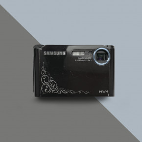 Samsung NV4 цифровой фотоаппарат мыльница y2k