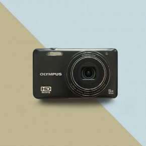 Olympus D-715 (Black) цифровой фотоаппарат мыльница y2k + карта 1 Гб