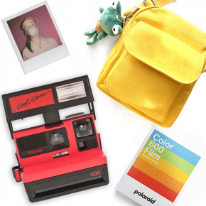 Фотоаппарат Polaroid CoolCam Red + кассета + сумка