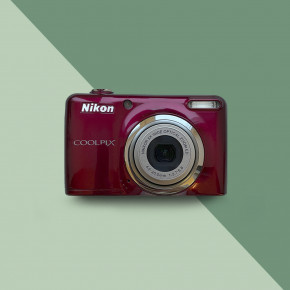 Nikon CoolPix L23 (red) цифровой фотоаппарат мыльница 