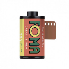 Фотопленка Fomapan 200/24 черно-белая 