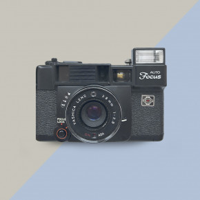 Yashica Auto Focus пленочный фотоаппарат