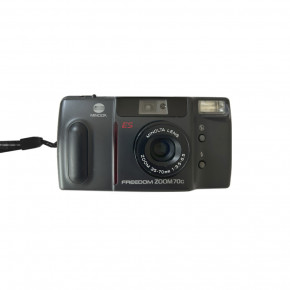 Minolta Freedom Zoom 70c компактный пленочный фотоаппарат