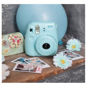 Instax Mini 8 + мини-альбом в подарок