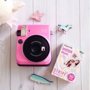Мгновенный фотоаппарат Instax Mini 70 Sexy Pink
