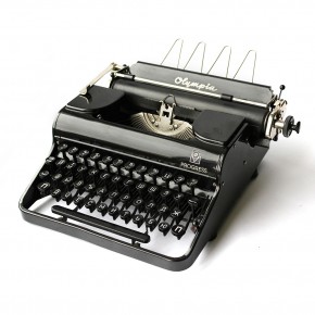 Печатная машинка Olympia Progress 1950 (кириллица)