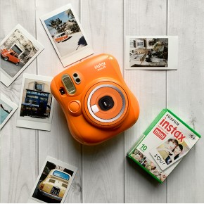 Подарочный набор: Instax 25 Orange + картридж