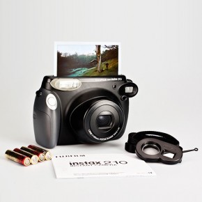 Fujifilm Instax 210 (большой кадр)