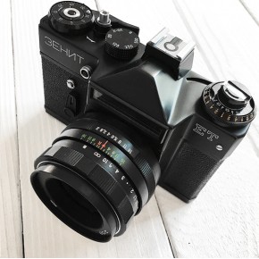 Зенит ЕТ + объектив Гелиос 44М 2/58 + чехол (натуральная кожа)