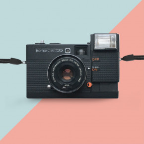 完動品 Konica C35 EF Купить Konica C35 EF P пленочный фотоаппарат + чехол - Polaroid フィルムカメラ