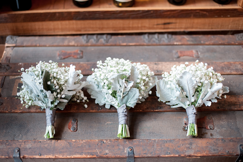 Крафтовые букеты цветов на свадьбу